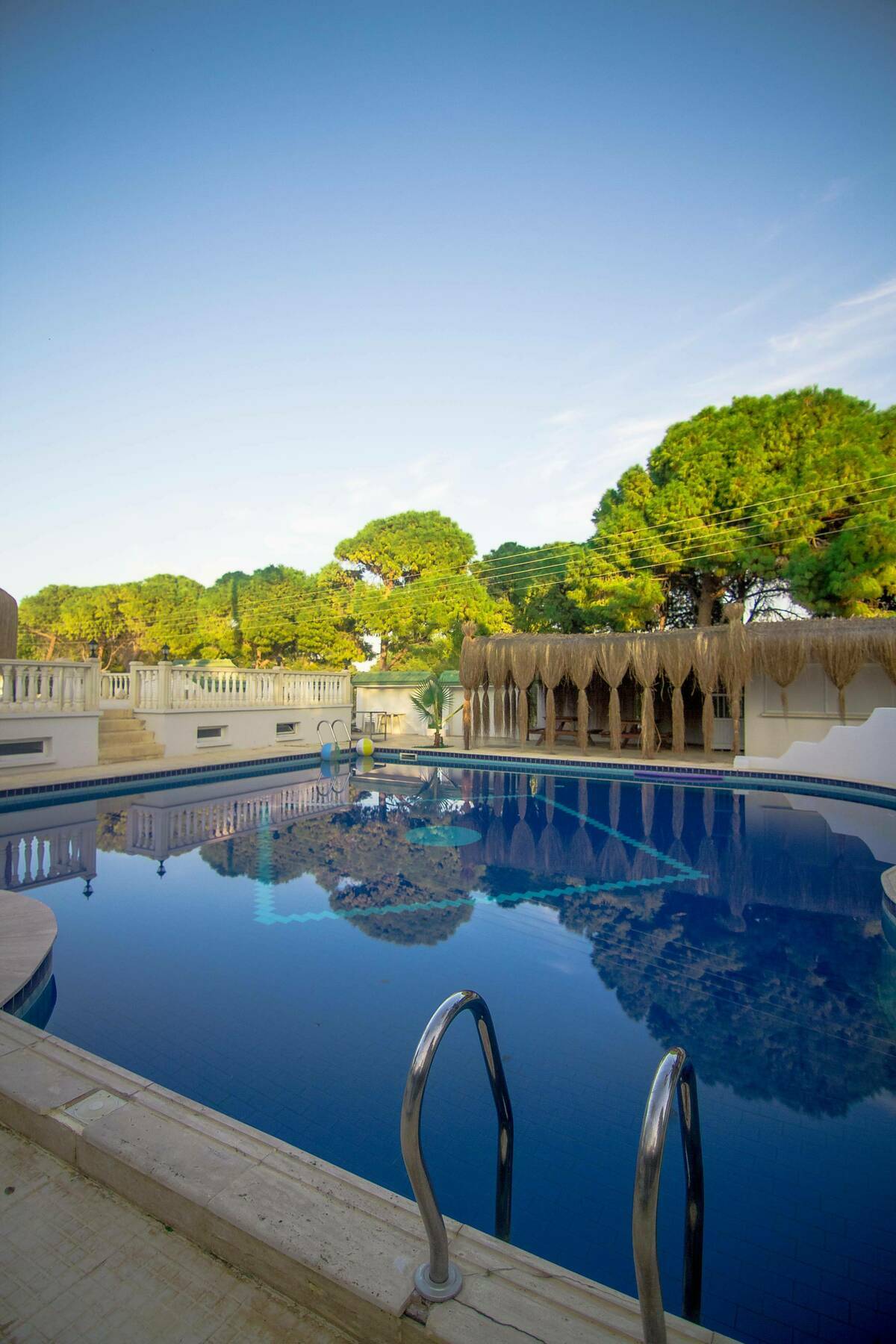 The Pine Bay Club Otel Girne Dış mekan fotoğraf