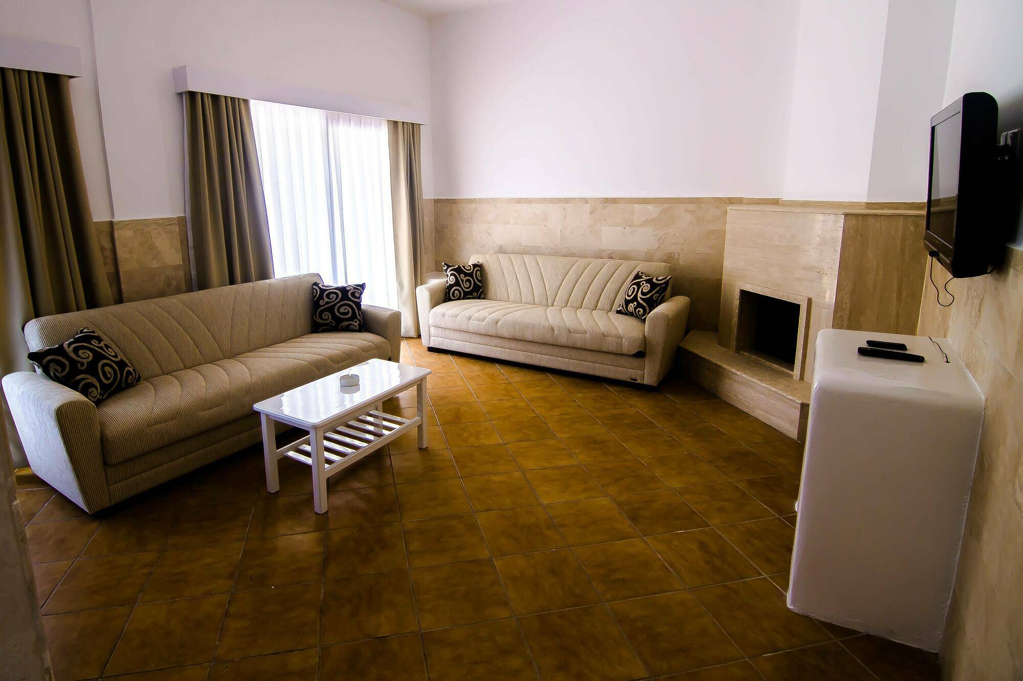 The Pine Bay Club Otel Girne Dış mekan fotoğraf