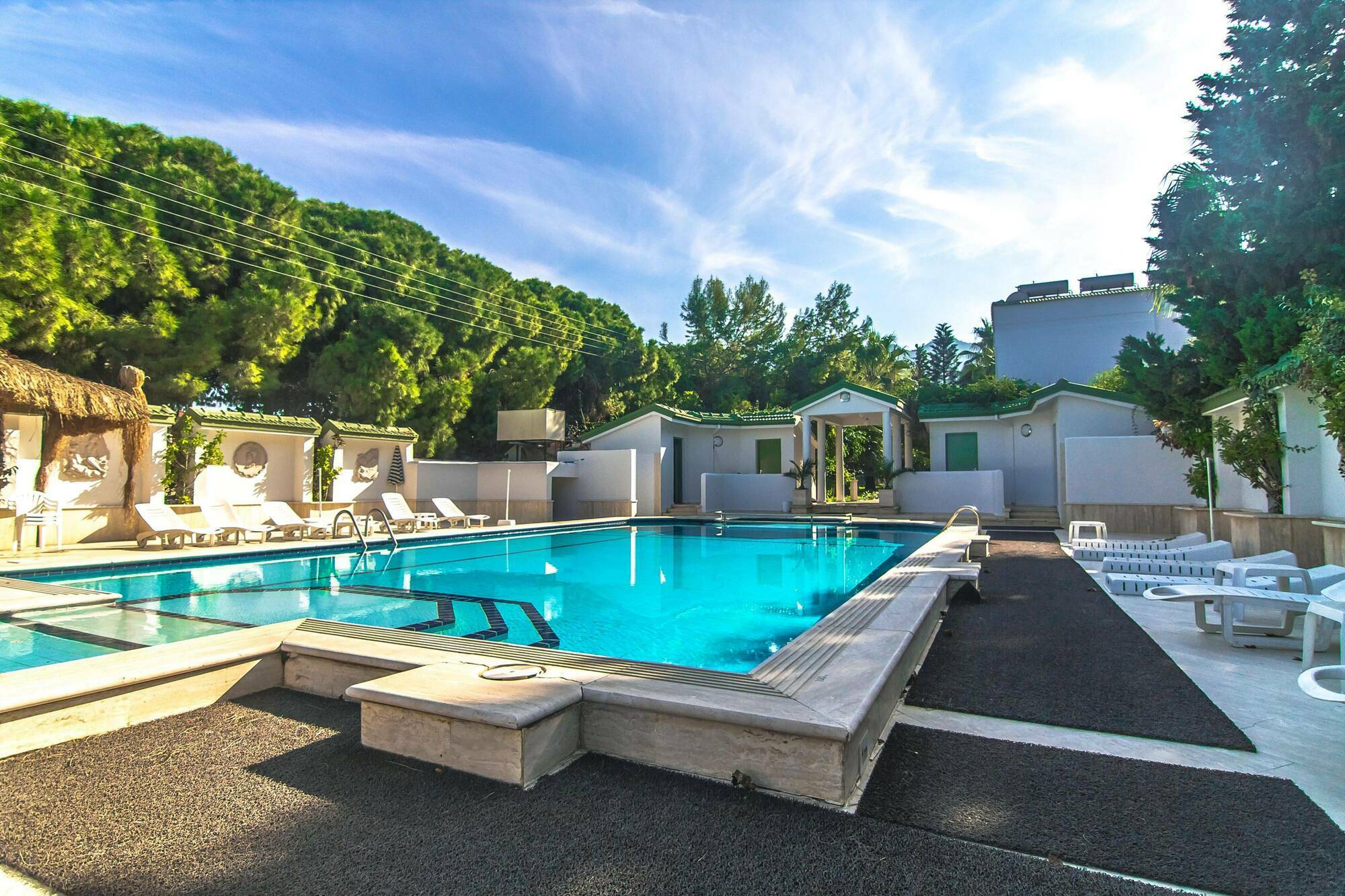 The Pine Bay Club Otel Girne Dış mekan fotoğraf