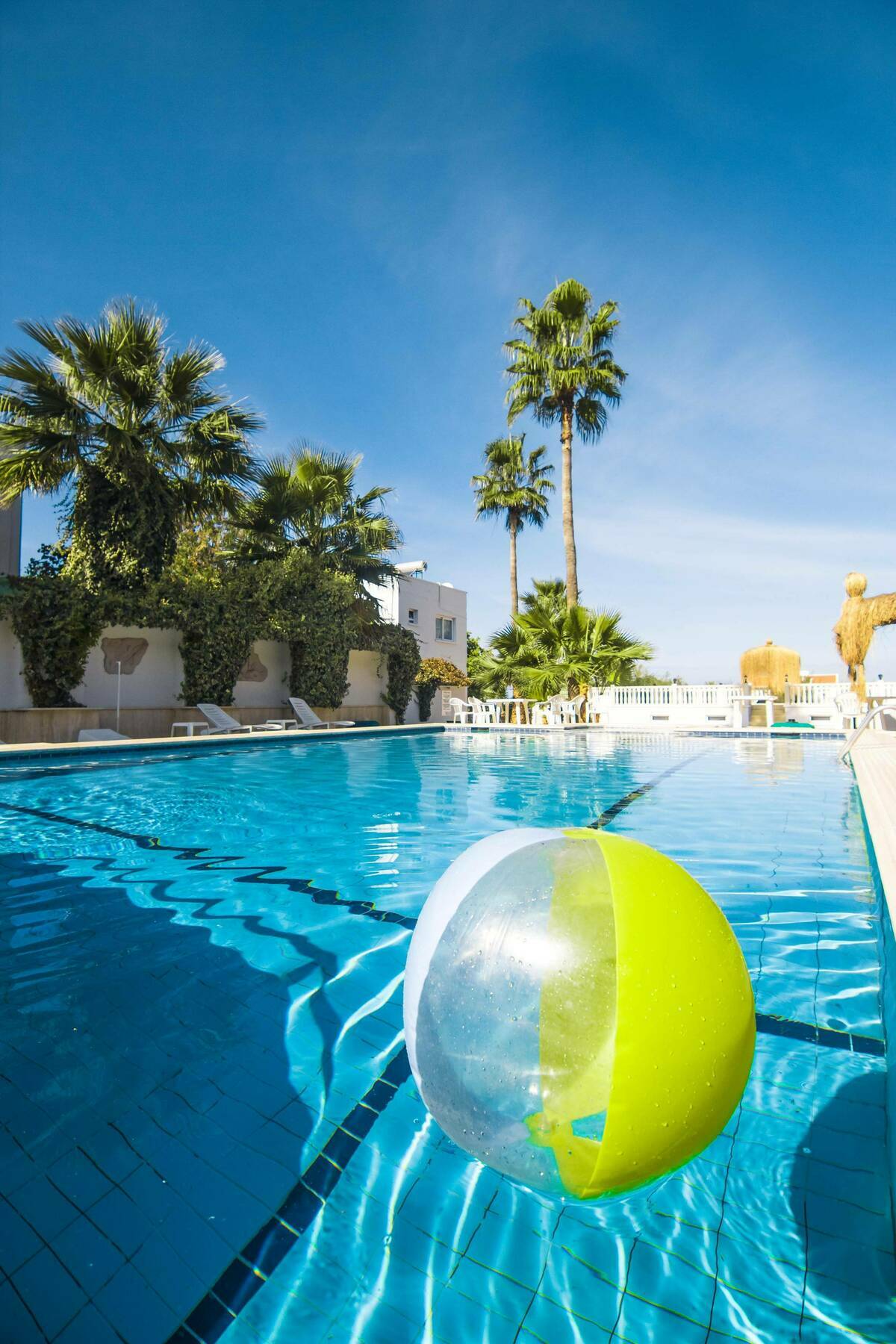 The Pine Bay Club Otel Girne Dış mekan fotoğraf